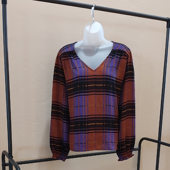 Plaid V-Neck Women's Top - Picture 1 of 5
